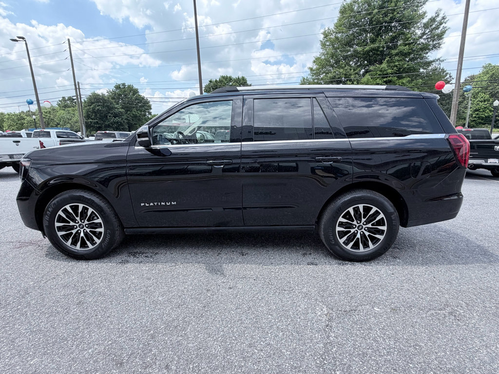 Used 2025 Ford Expedition Platinum AWD/4WD image 5