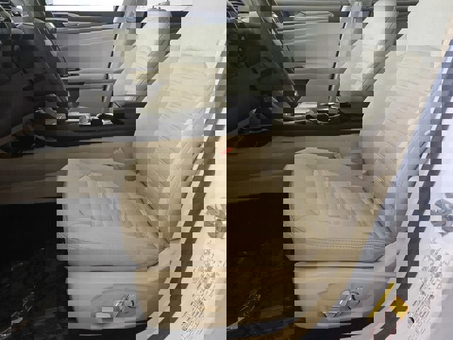 Used 2014 Ford Fusion SE FWD image 19