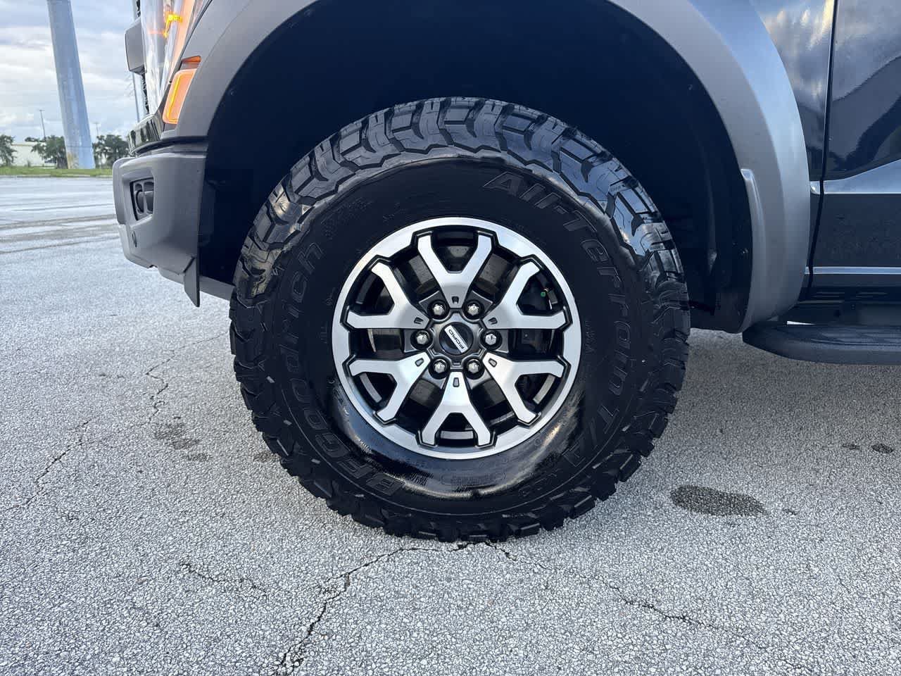 Used 2022 Ford F150 Raptor w/ Equipment Group 801A High AWD/4WD image 12