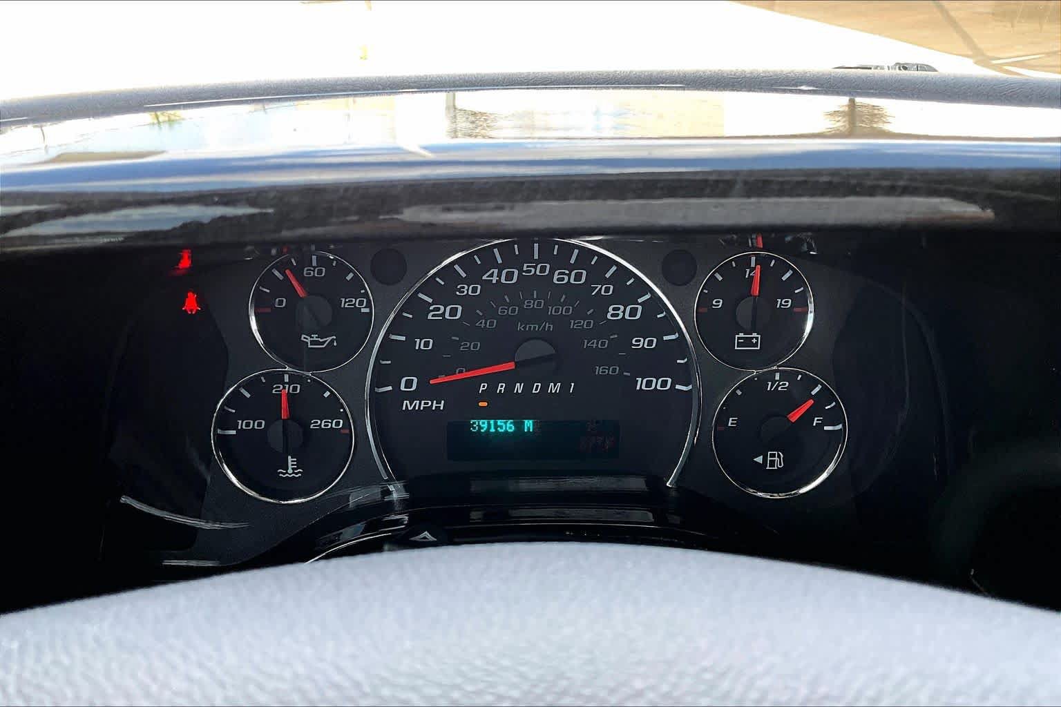 Used 2022 Chevrolet Express 2500 w/ Enhanced Convenience Package RWD image 23