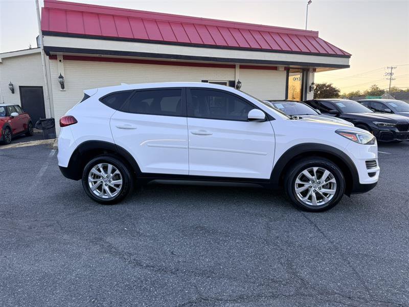 Used 2019 Hyundai Tucson SE AWD/4WD image 4