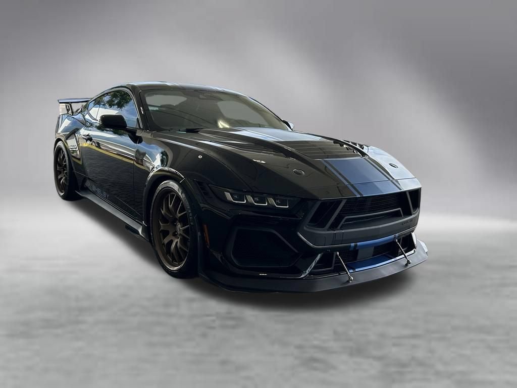 Used 2025 Ford Mustang GT Premium w/ GT Performance Package RWD image 2