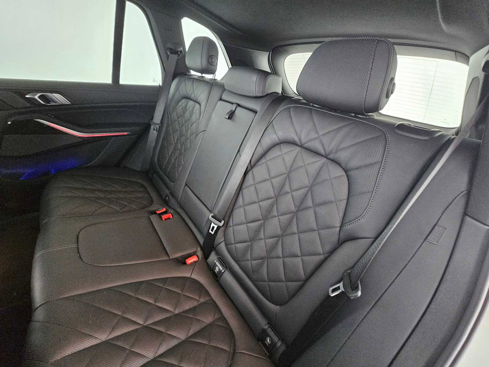 Used 2024 BMW X5 xDrive50e image 17