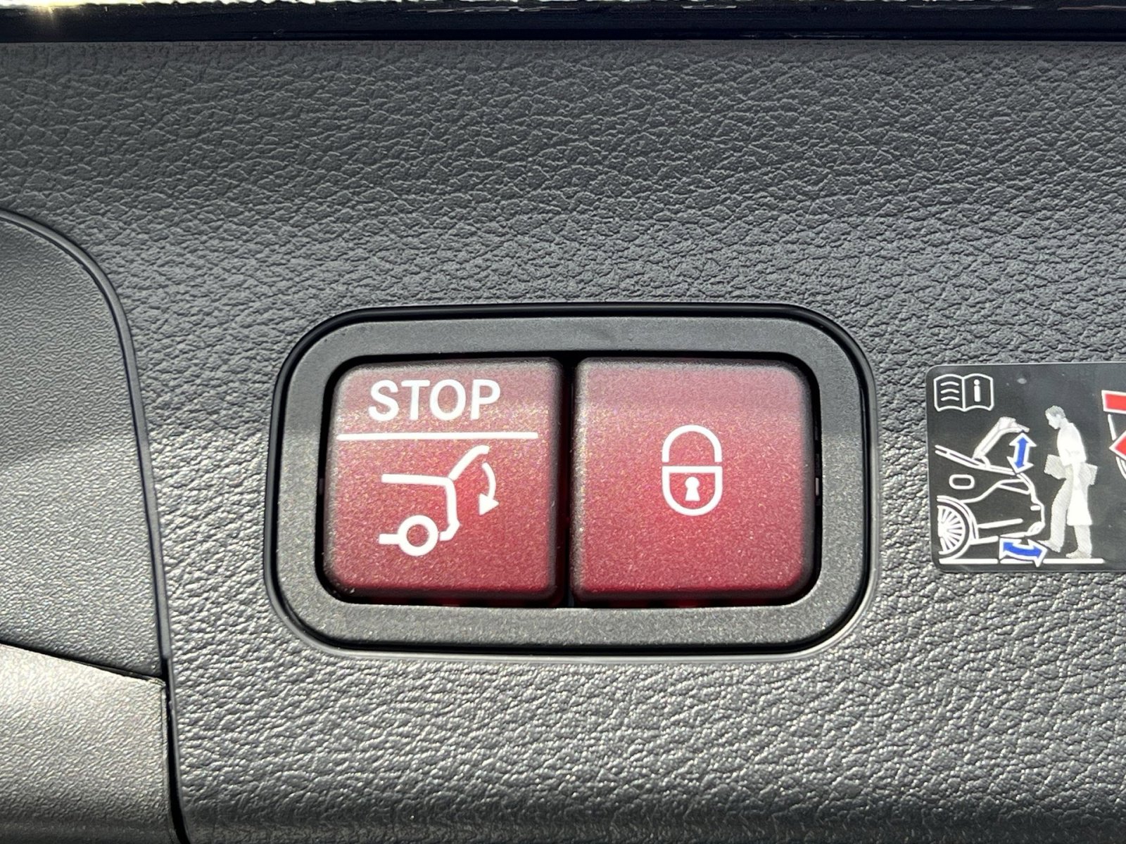 New 2026 Mercedes-Benz GLS 450 4MATIC image 26