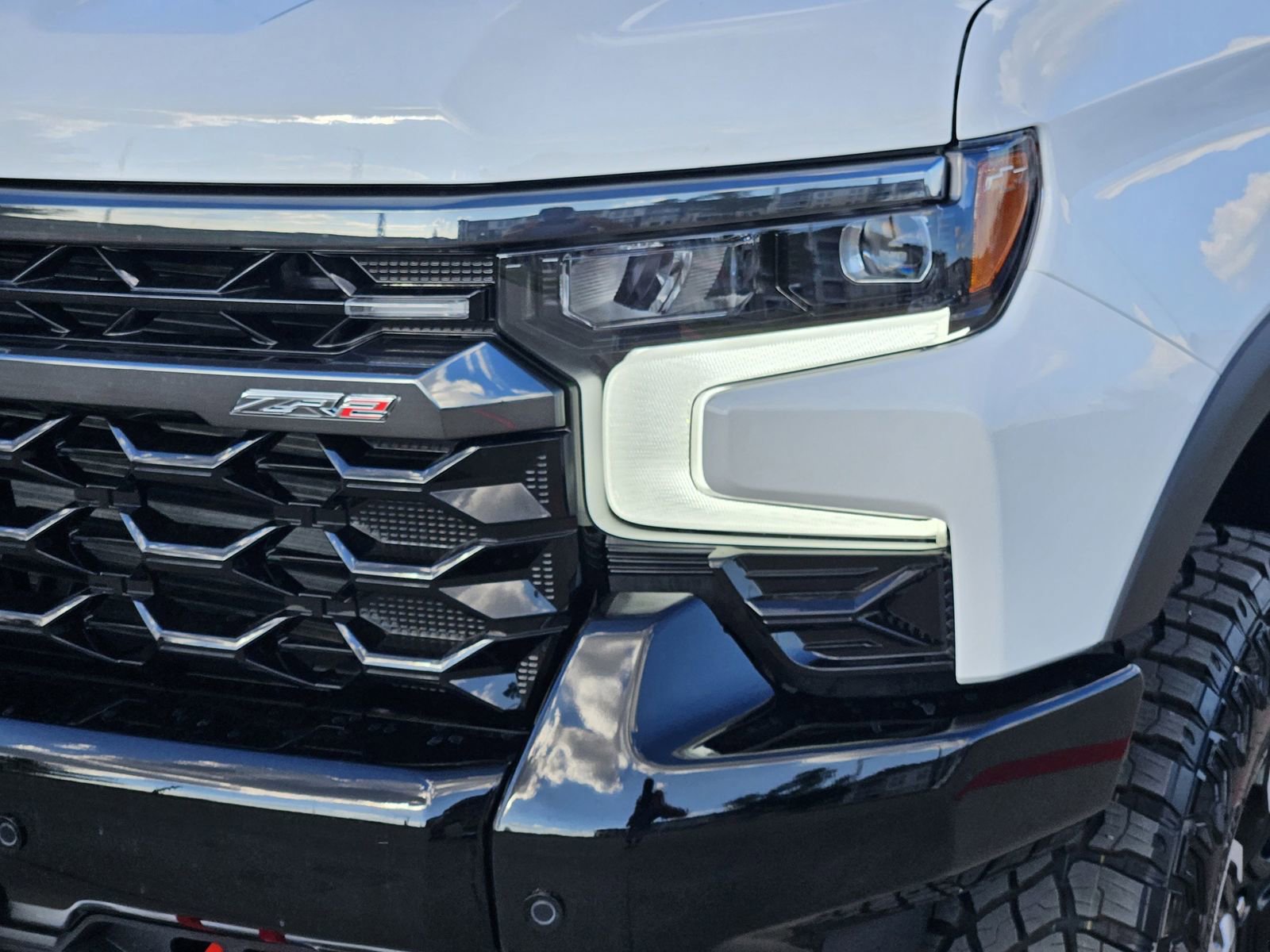 New 2026 Chevrolet Silverado 1500 ZR2 image 12