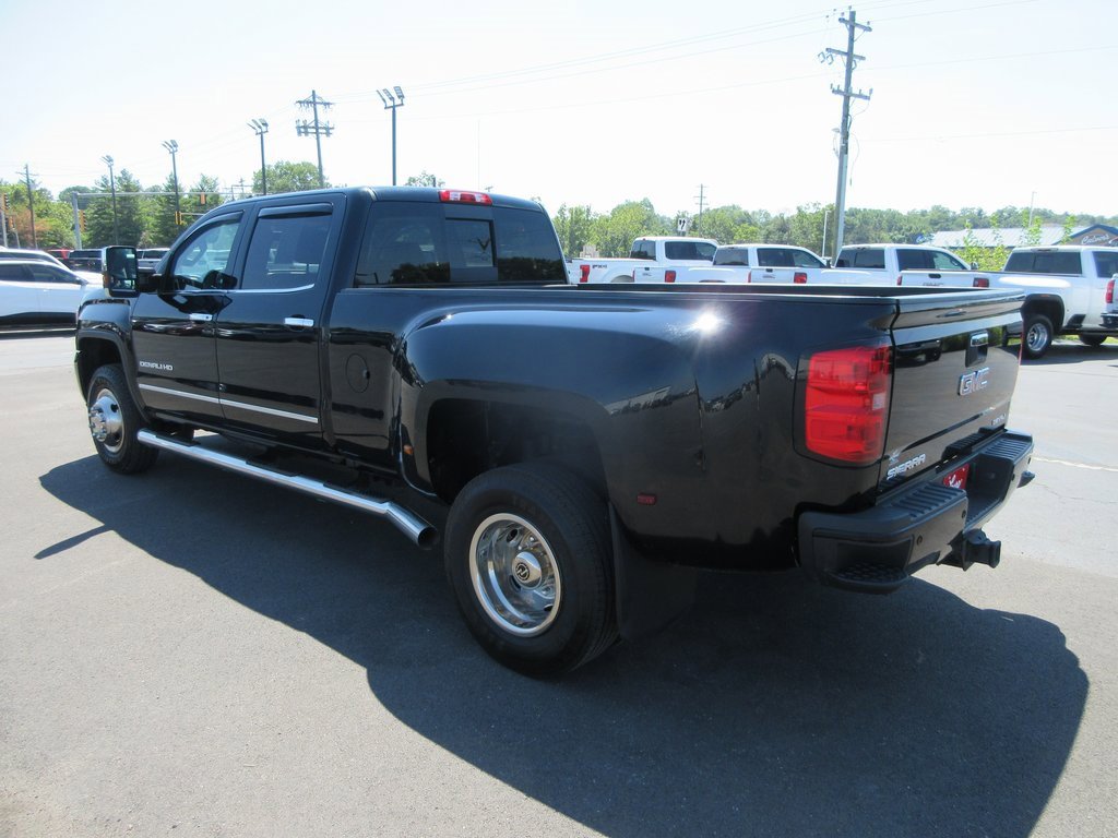 Used 2018 GMC Sierra 3500 Denali w/ Duramax Plus Package image 6