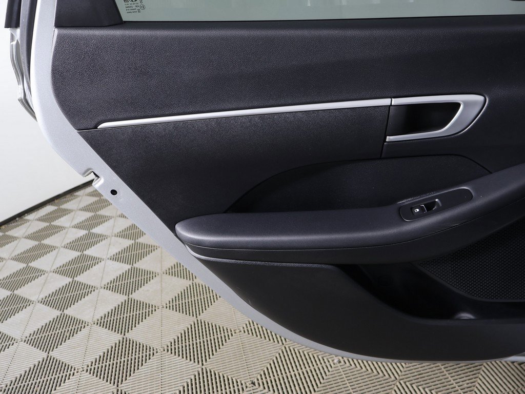 Used 2025 Hyundai Sonata SE image 20