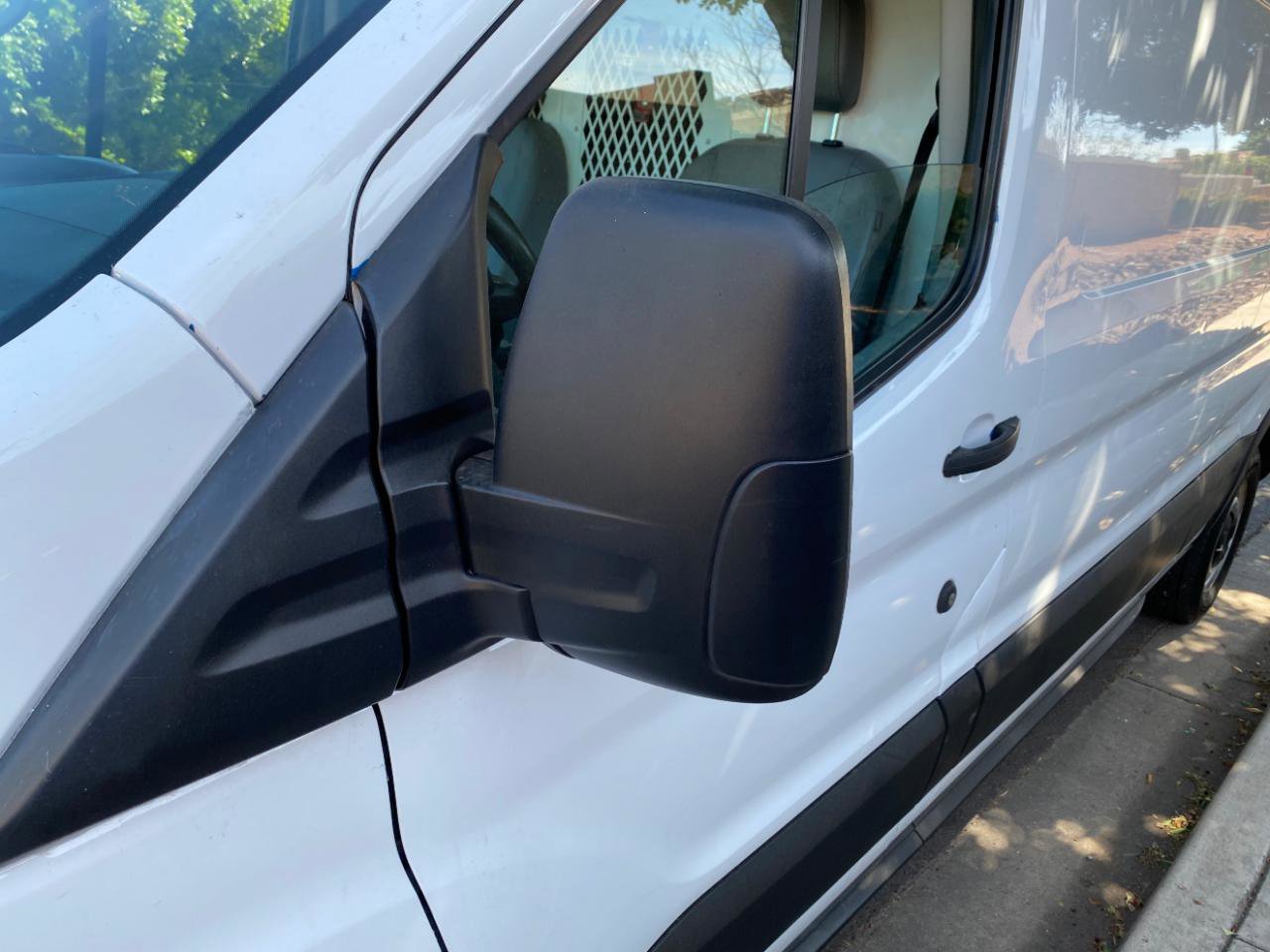 Used 2019 Ford Transit 250 148 Low Roof RWD image 24