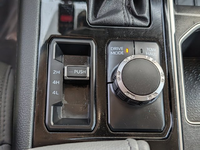 Used 2024 Toyota Tundra Limited AWD/4WD image 16