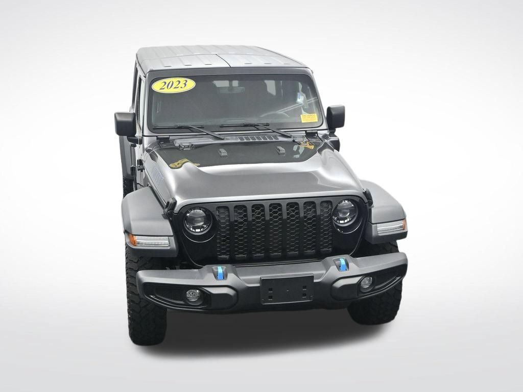 Used 2023 Jeep Wrangler Unlimited w/ Cold Weather Group AWD/4WD image 24