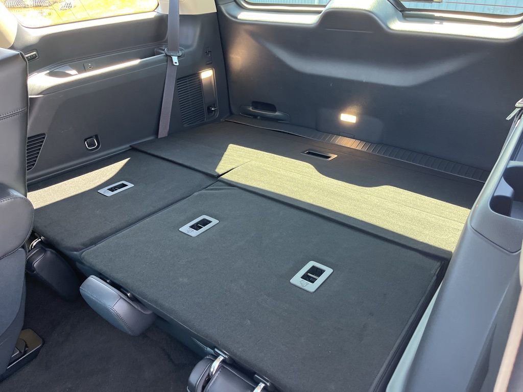 Used 2023 Ford Expedition XLT image 15