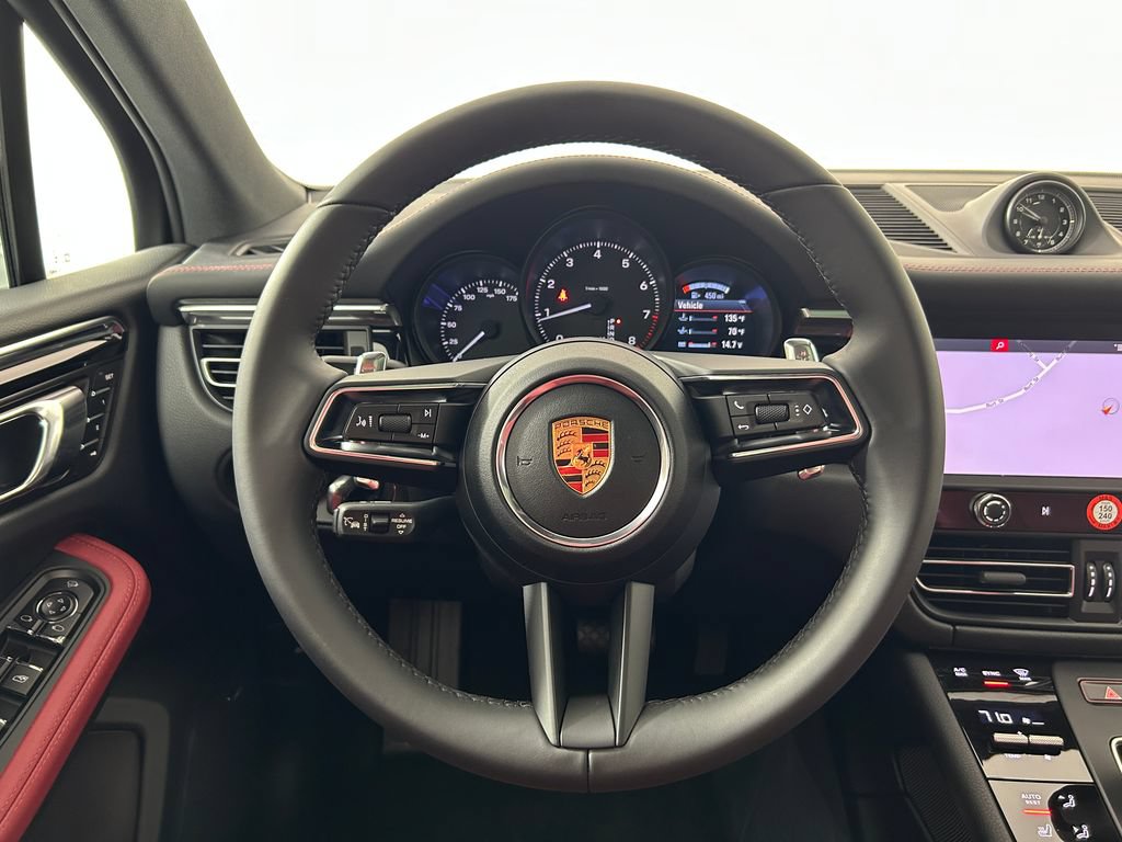 New 2026 Porsche Macan AWD/4WD image 17