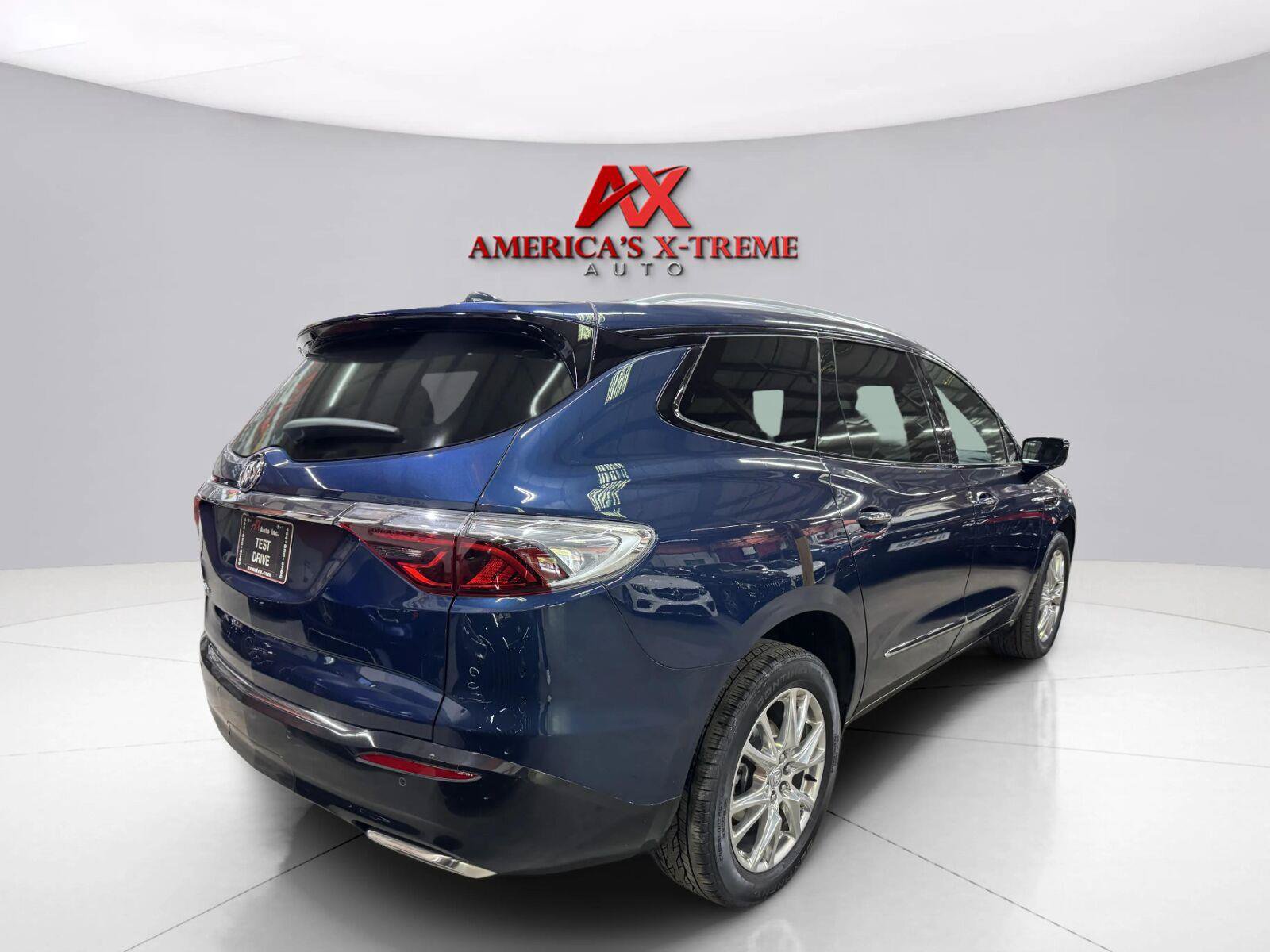 Used 2023 Buick Enclave Essence w/ Experience Buick Package AWD/4WD image 8