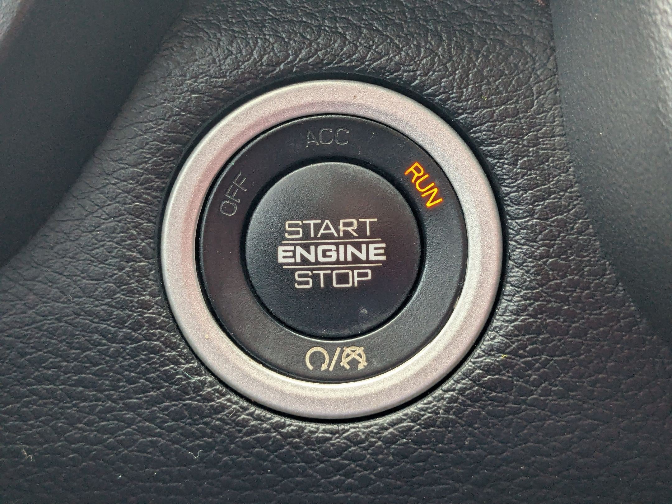 Used 2020 RAM 1500 Laramie AWD/4WD image 21