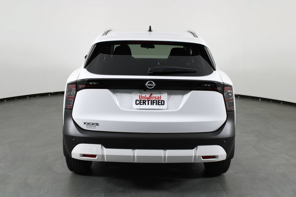 Certified 2026 Nissan Kicks SV FWD image 11