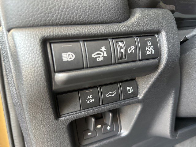 Used 2024 Toyota Land Cruiser image 17