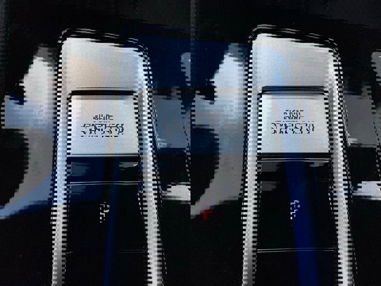 Used 2025 Volkswagen Atlas Cross Sport SE image 25