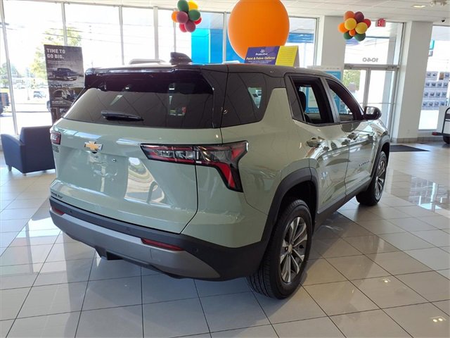 New 2026 Chevrolet Equinox LT image 4