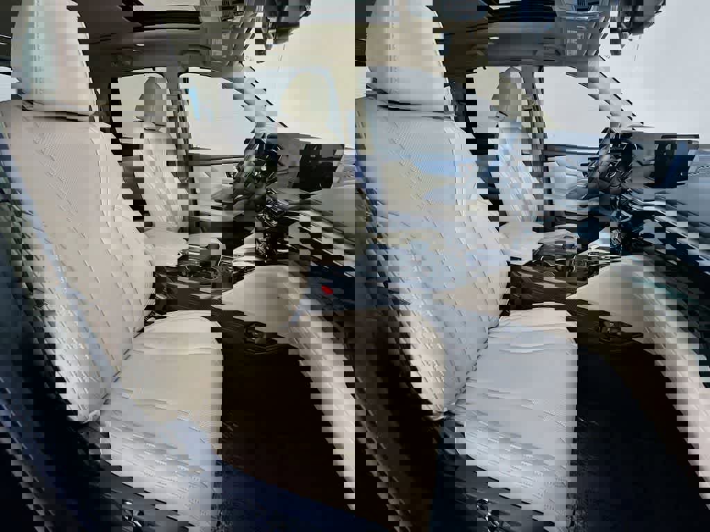 Used 2024 Acura MDX SH-AWD w/ Technology Package image 14