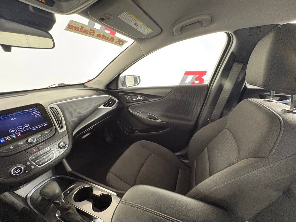 Used 2024 Chevrolet Malibu LT FWD image 30