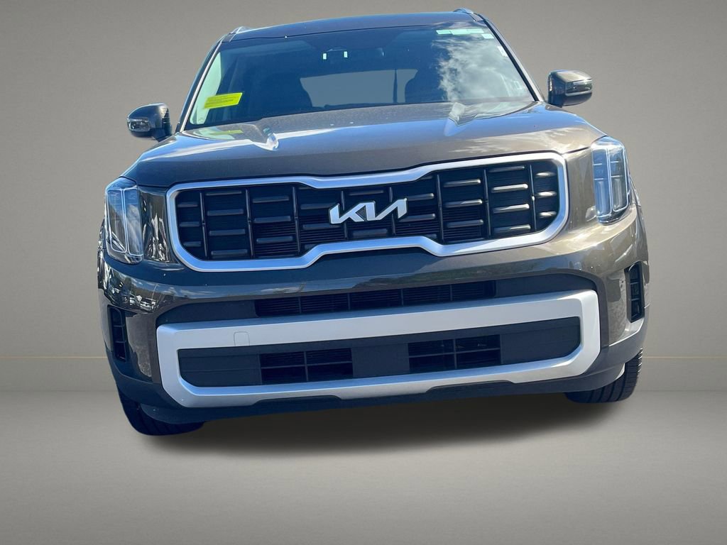 Used 2025 Kia Telluride S FWD image 9