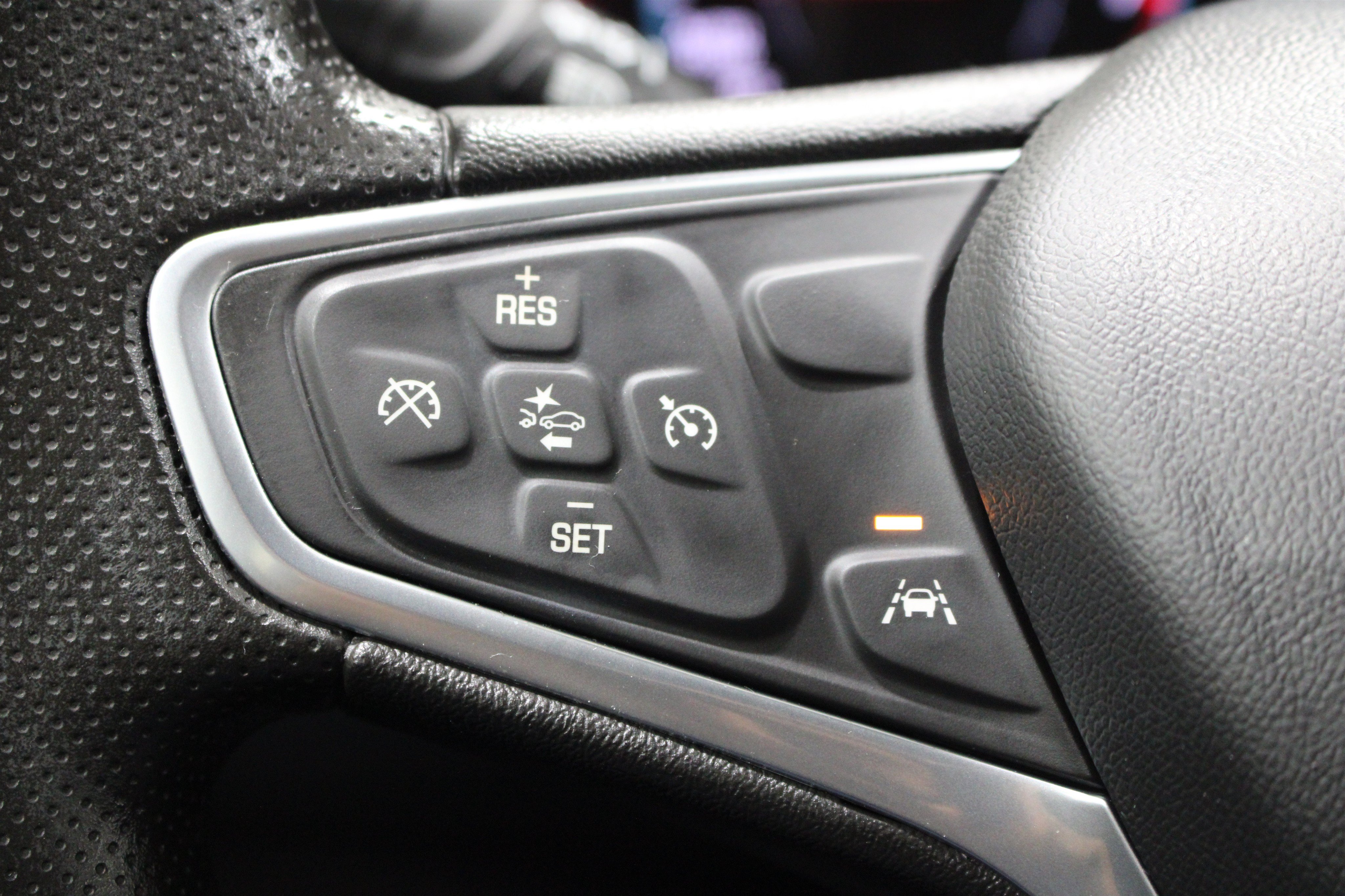 Used 2023 Chevrolet Malibu LT FWD image 12