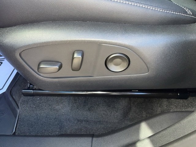 New 2026 Chevrolet Traverse LT w/ Sun and Wheel Package image 19