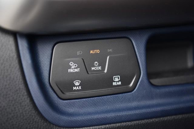 New 2025 Volkswagen ID. Buzz Pro S image 12