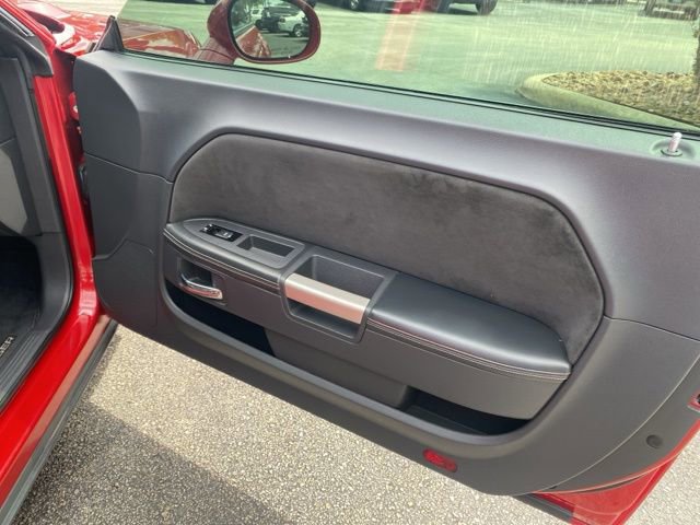 Used 2012 Dodge Challenger SRT8 RWD image 16