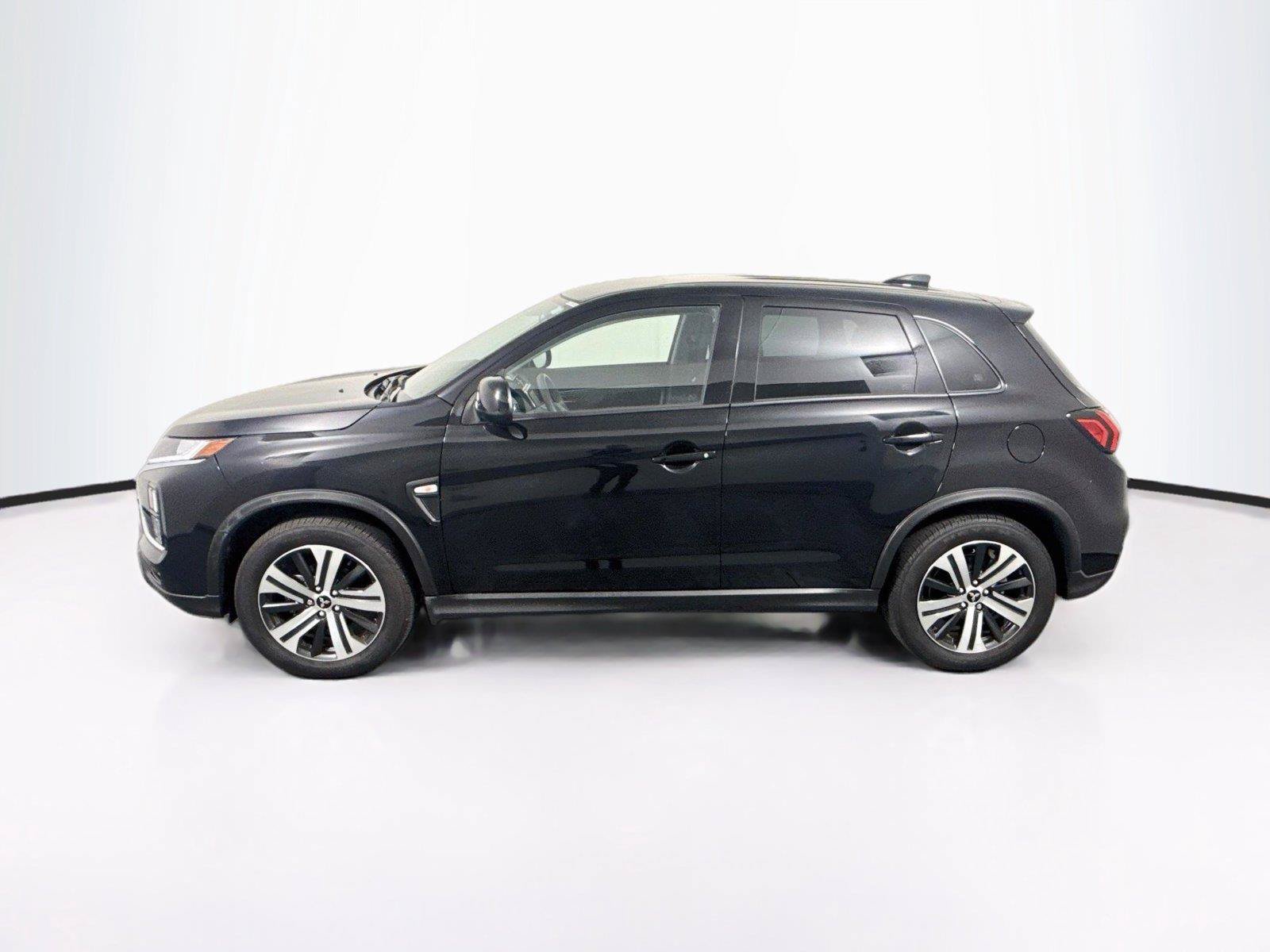 Used 2026 Mitsubishi Outlander Sport AWD image 2