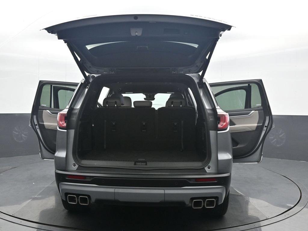 Used 2026 GMC Acadia Elevation w/ Elevation Premium Package AWD/4WD image 36