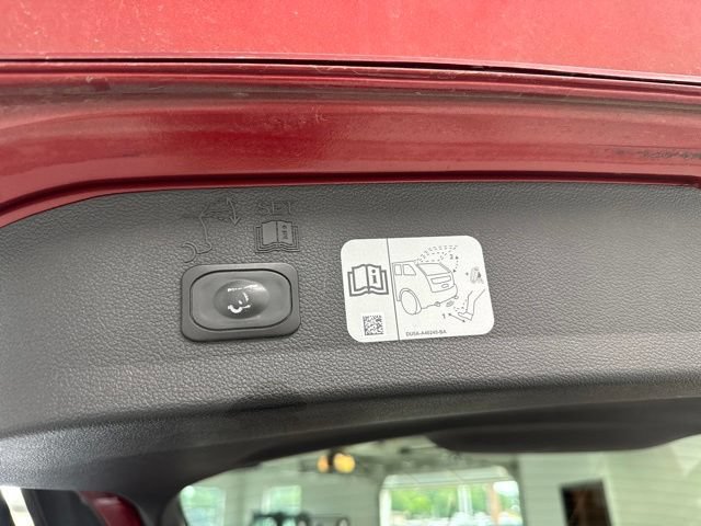 Used 2019 Ford Escape Titanium AWD/4WD image 15