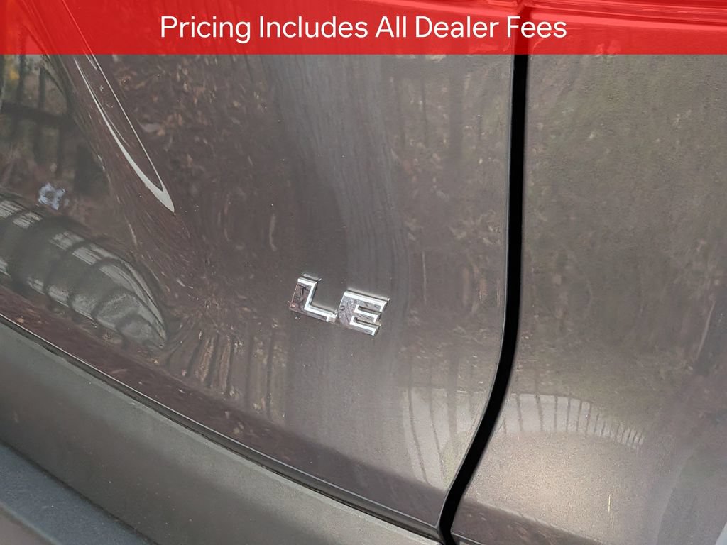 Certified 2024 Toyota RAV4 LE FWD image 8