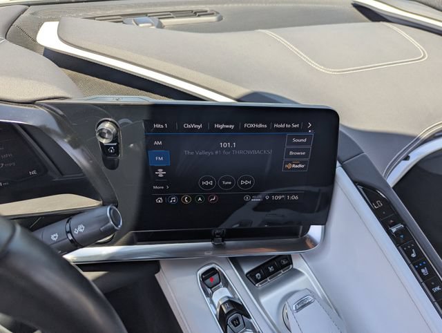 Used 2021 Chevrolet Corvette Stingray Preferred Conv w/ Z51 Performance Package RWD image 12