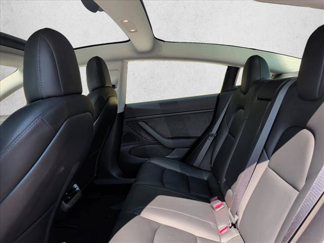 Used 2018 Tesla Model 3 Mid Range RWD image 16