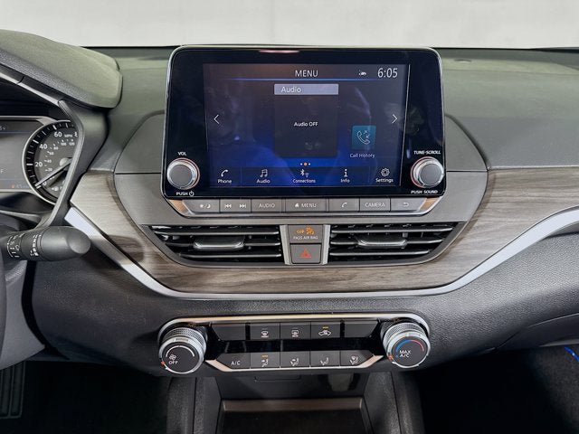 New 2026 Nissan Altima 2.5 SV FWD image 12