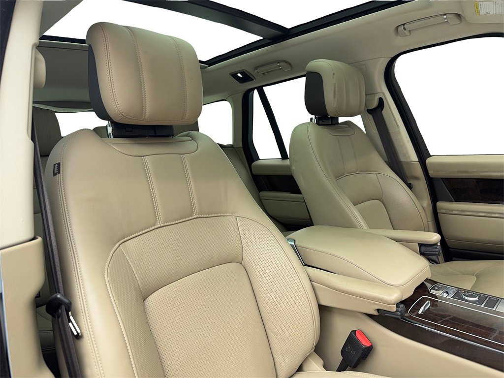 Used 2020 Land Rover Range Rover HSE image 49