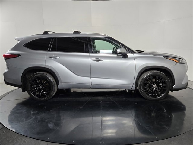 Used 2021 Toyota Highlander Platinum image 7