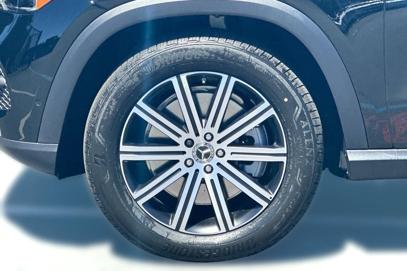 New 2026 Mercedes-Benz GLE 450e 4MATIC image 11