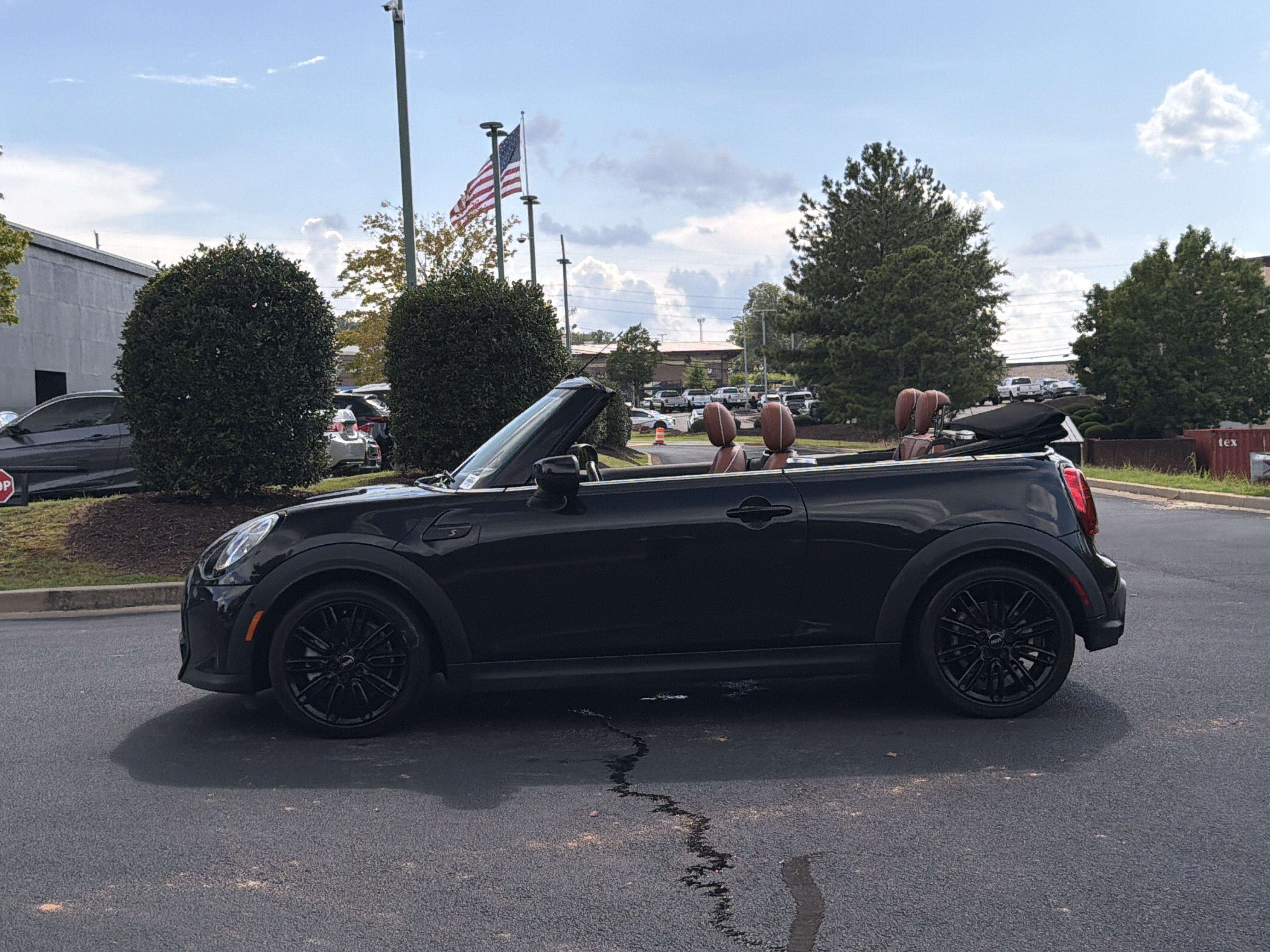 Used 2024 MINI Cooper S FWD image 14