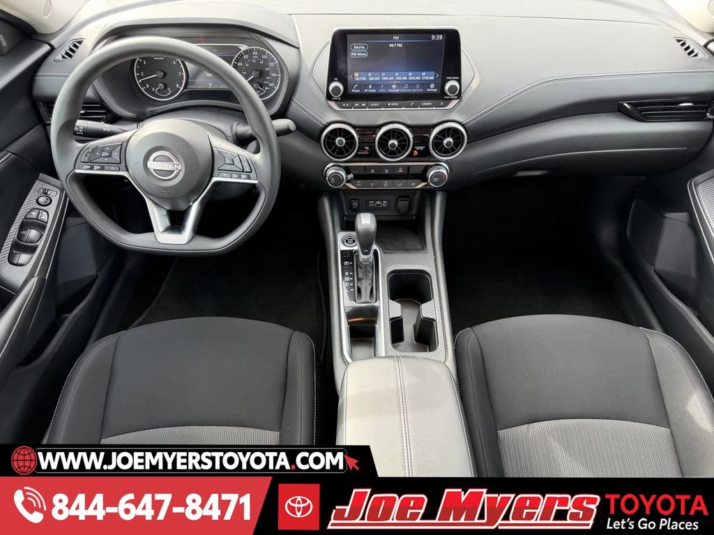 Used 2025 Nissan Sentra SV image 12
