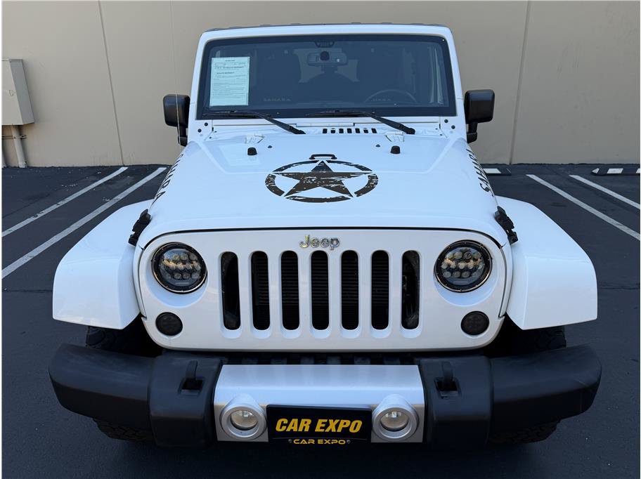 Used 2015 Jeep Wrangler Unlimited Sahara w/ Connectivity Group AWD/4WD image 31