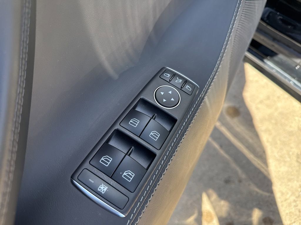 Used 2016 Tesla Model S 75D image 11