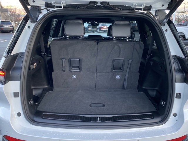 Used 2023 Jeep Grand Cherokee L Altitude image 9