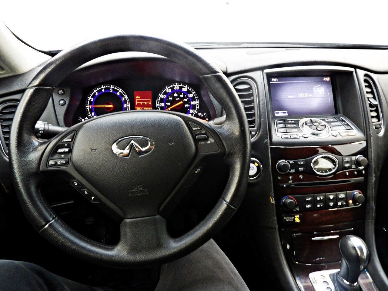 Used 2010 INFINITI EX35 Journey AWD/4WD image 17