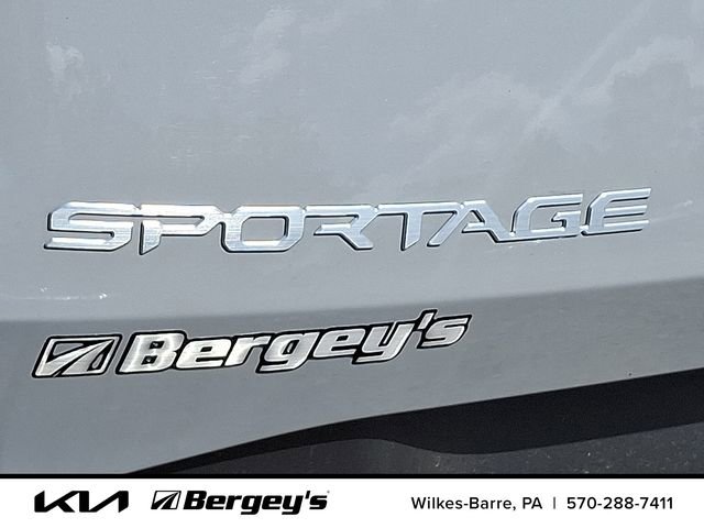 Certified 2026 Kia Sportage EX w/ EX Panorama Roof Package AWD/4WD image 23