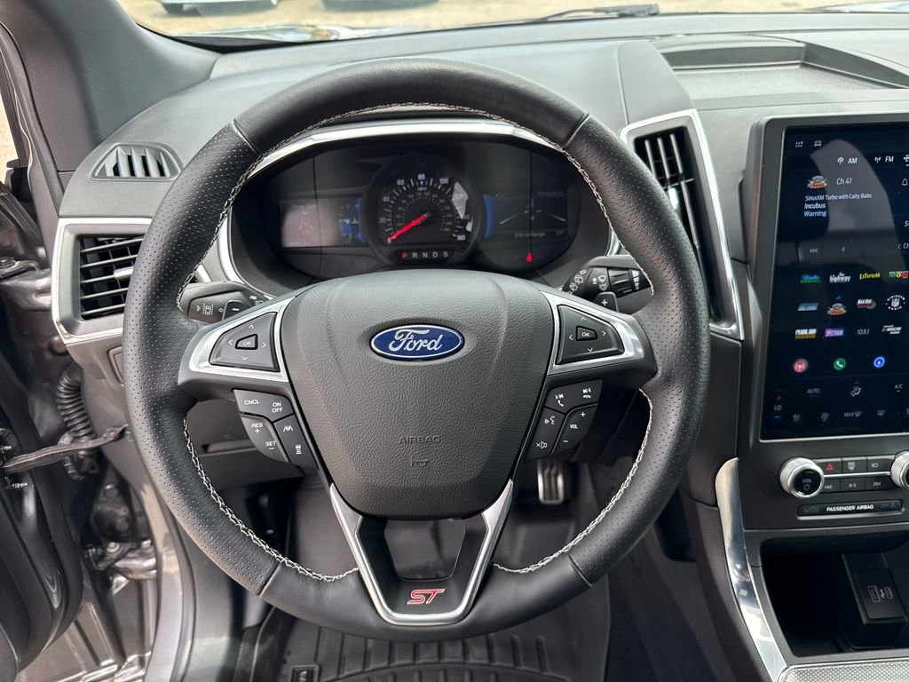 Used 2021 Ford Edge ST w/ Equipment Group 401A image 15
