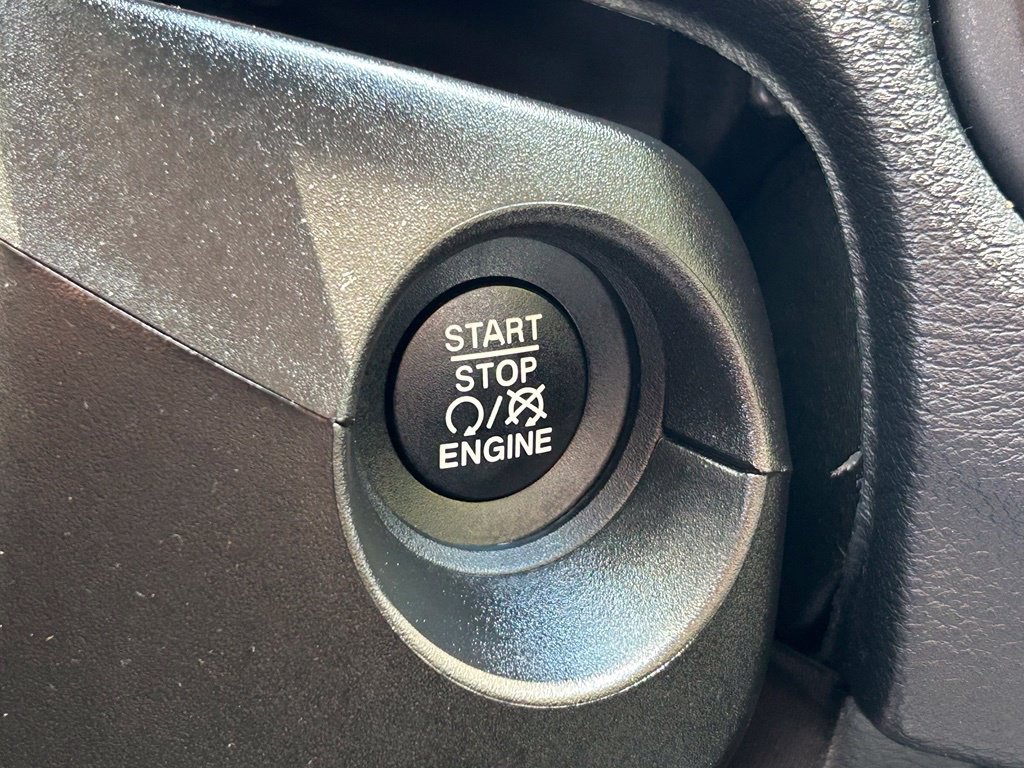 Certified 2020 Jeep Compass Latitude FWD image 24