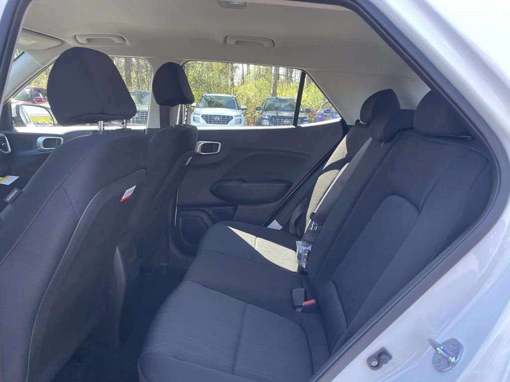 New 2026 Hyundai Venue SE image 10