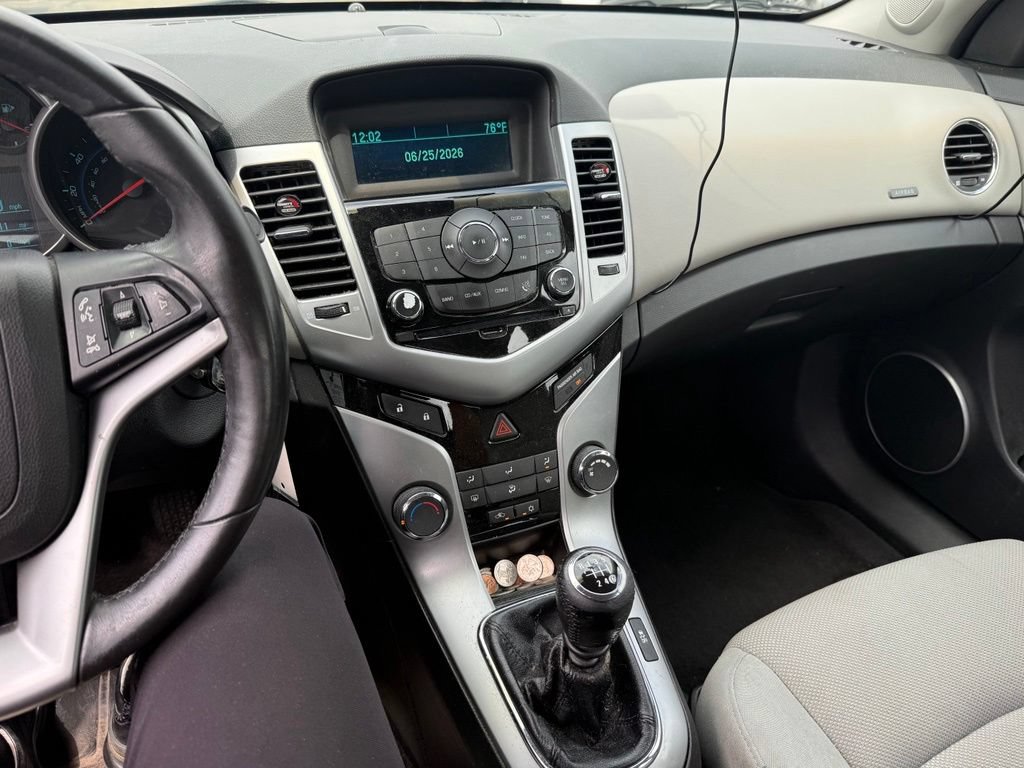 Used 2012 Chevrolet Cruze Eco FWD image 9